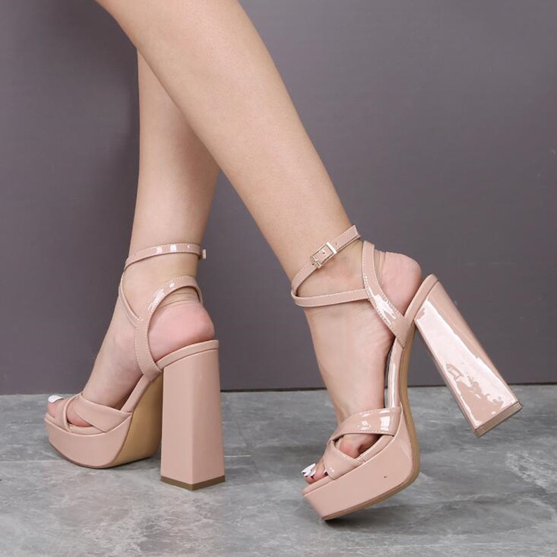 2025 NEUE Sommer Nachtclub Fra – Casual Sandal Leather Bewertung und Preis